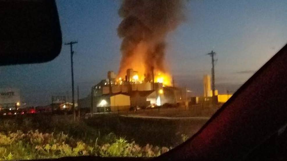 Police say officers and fires crews are responding and working to extinguish a fire at a plant in Henryetta. The fire is at the Anchor Glass Container Corporation near Bollinger Street and Highway 62.