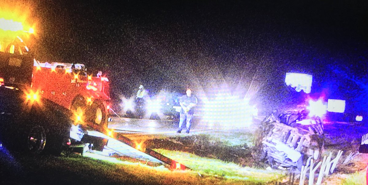 Deadly wreck shuts down lanes of I-35 in McClain County    