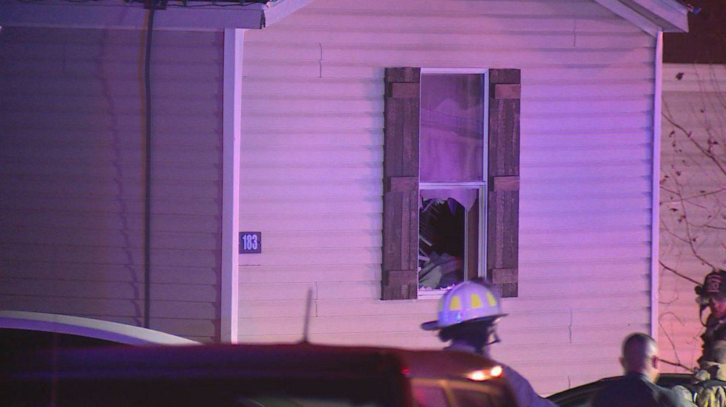 Girl pulled from fire, firefighter injured in southwest Oklahoma City    