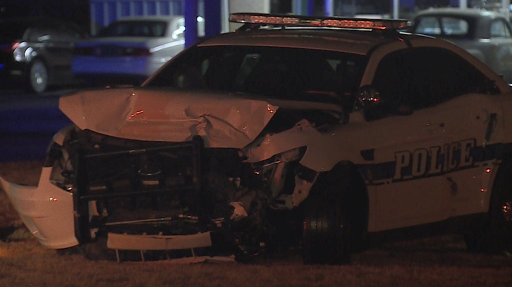 Forest Park police officer injured in crash, authorities say    