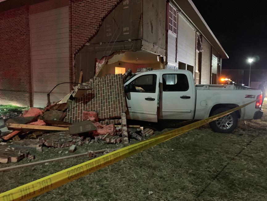 A TPD chase involves the driver crashing into a south Tulsa apartment.