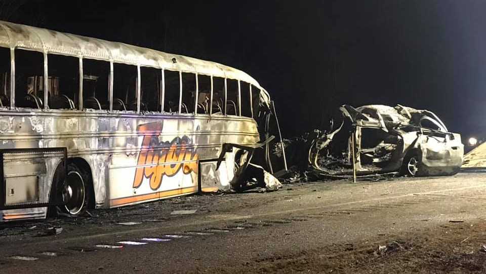 Three dead, including 1 student, after Oklahoma school bus crash    