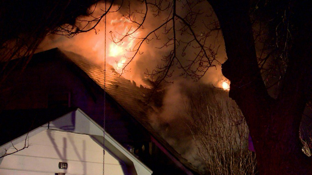 Officials investigating cause of Edmond house fire    