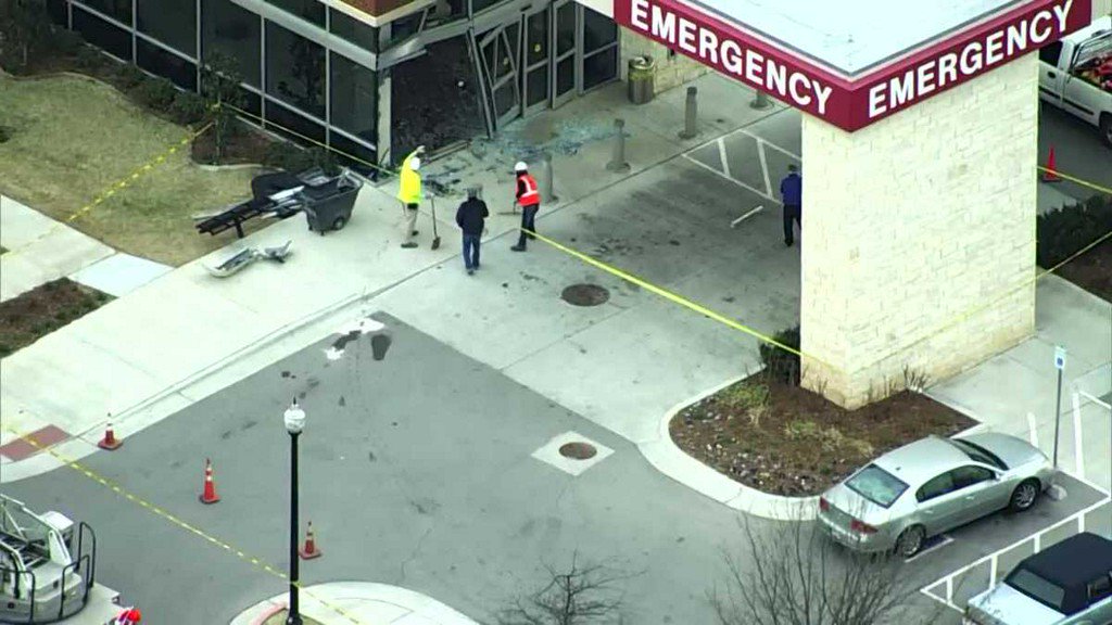 Car crashes into St. Anthony hospital building in Oklahoma City, police say    