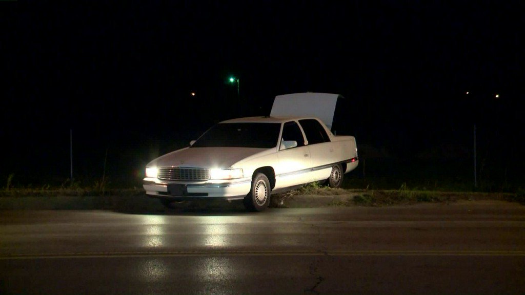 Woman in custody after allegedly ramming trooper's car, high-speed chase in NW Oklahoma City    