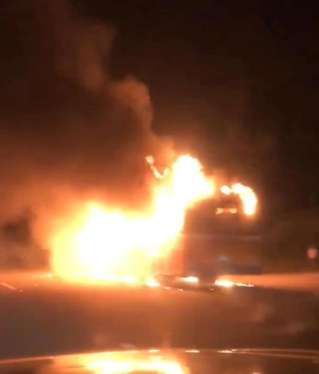 Officials investigate overnight bus fire near Stillwater    
