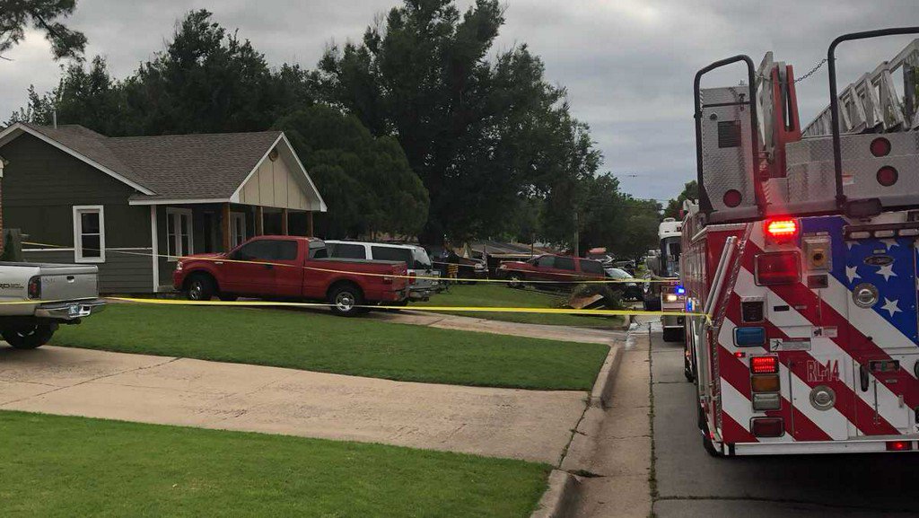 Person dies after being pulled from house fire in northwest Oklahoma City, officials say    