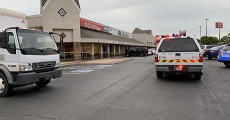 1 dead, 2 injured after shooting at midtown strip mall    
