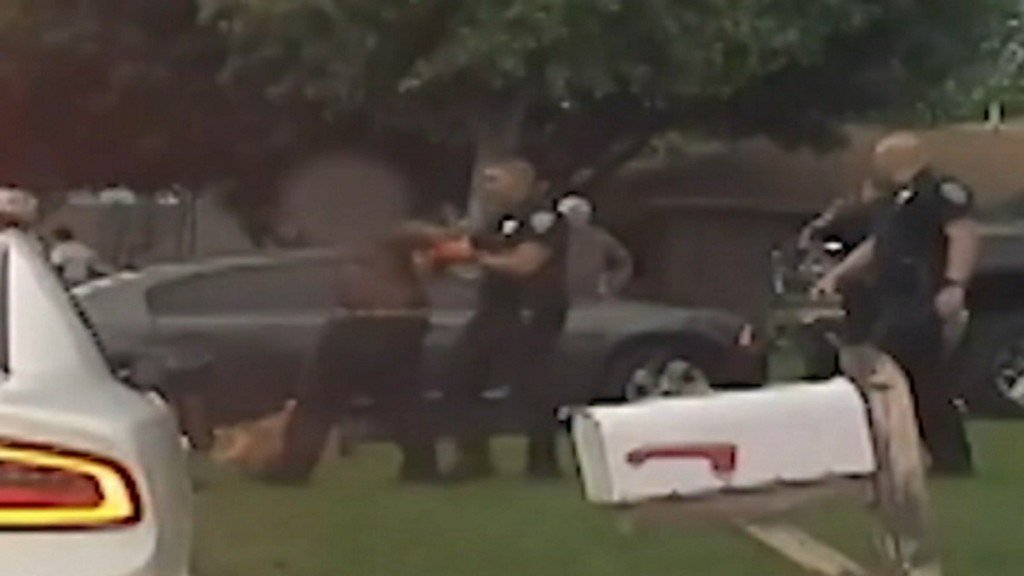 Teen throws baby to ground in random attack at grocery store    