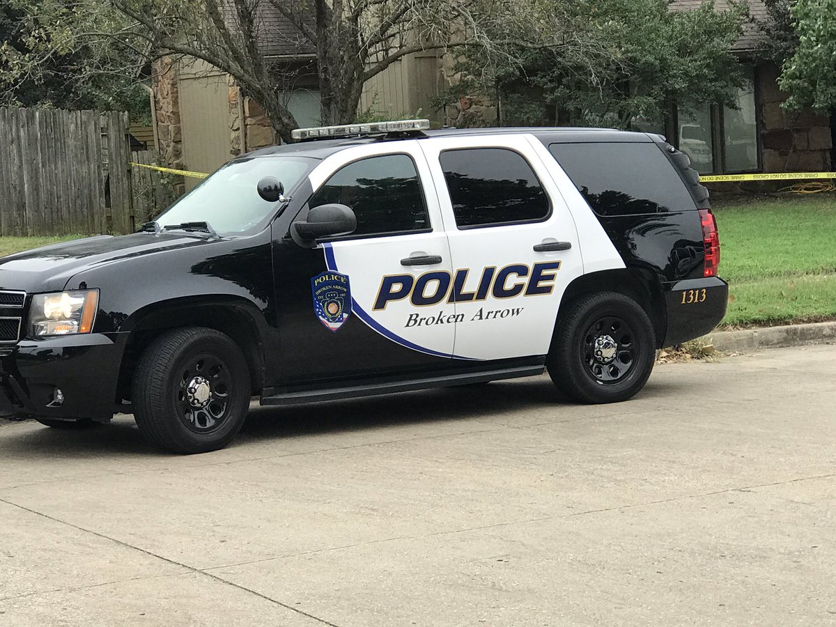 Broken Arrow Police on scene of a home invasion near north Elm and East Tucson Street. Officers are still looking for the suspects but say they don't believe this was a random attack.