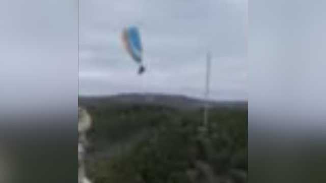 Man injured after paramotor clips zip line midair, collapses