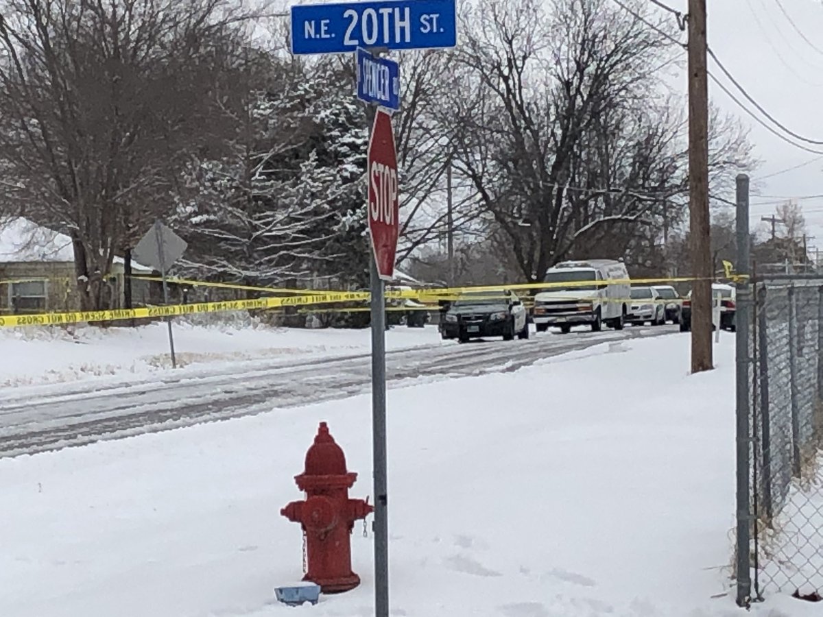 The medical examiner is   on the scene of this homicide near NE 23rd & Spencer after @MidwestCityPD officials say 25-year-old Kurtis Haucke shot his father this morning, killing him. 