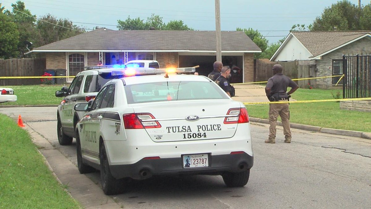 Tulsa Police is searching for the suspect(s) responsible for shooting two juveniles in the head near 7th and Garnett. TPD says the juveniles are thankfully expected to survive. The suspect is described as a thin man, with slicked back hair and about 6-feet-tall