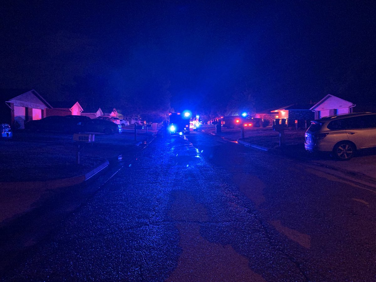 @OKCFD are responding to a duplex fire in SE OKC. This is near Shields and SE 89th.   No details about the fire at this time