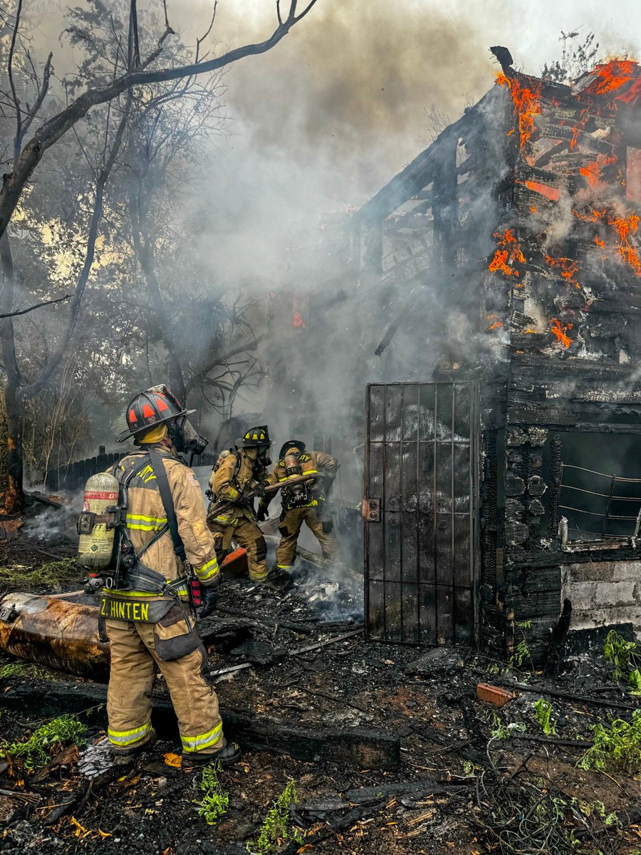 Firefighters battle house fire in NE Oklahoma City