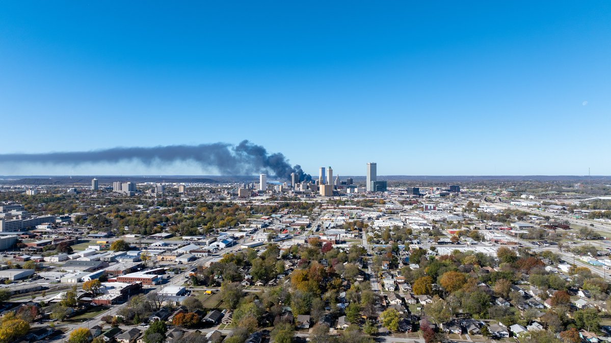 Natural gas well site on fire right outside of downtown Tulsa